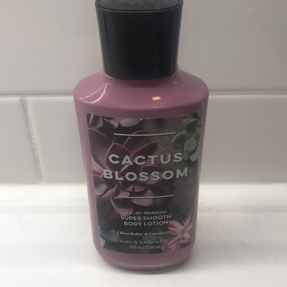 NWT! RARE! BBW Cactus Blossom Body Lotion